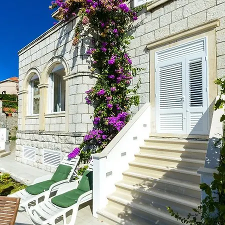 Διαμέρισμα Seven