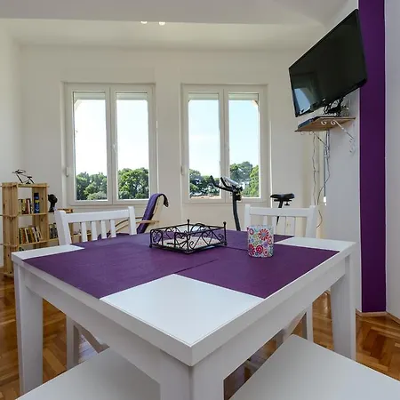 Seven Ντουμπρόβνικ