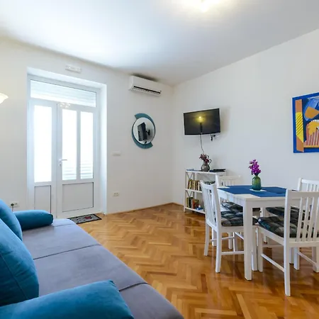 Apartment Seven *